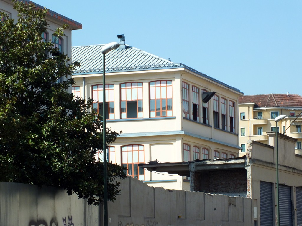 via Caraglio 58, Torino